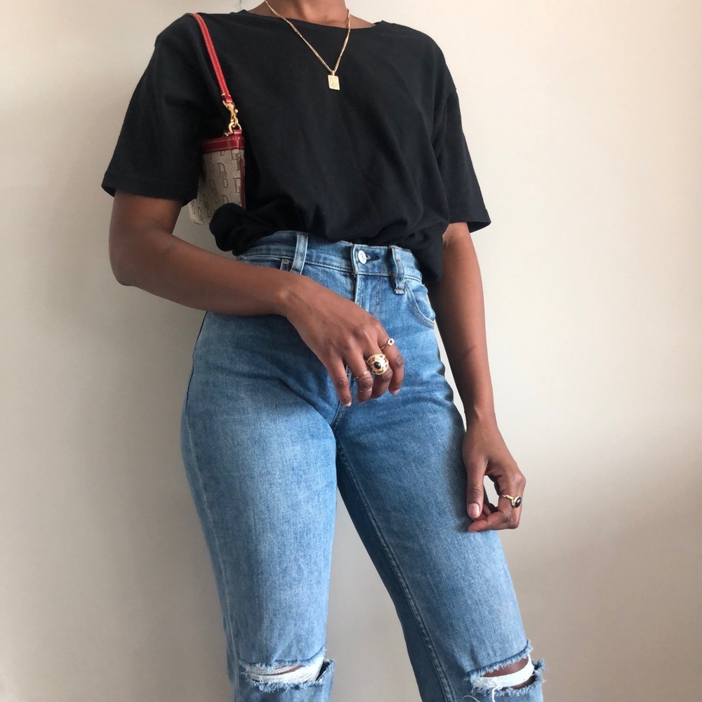 Oversized black tee 🖤